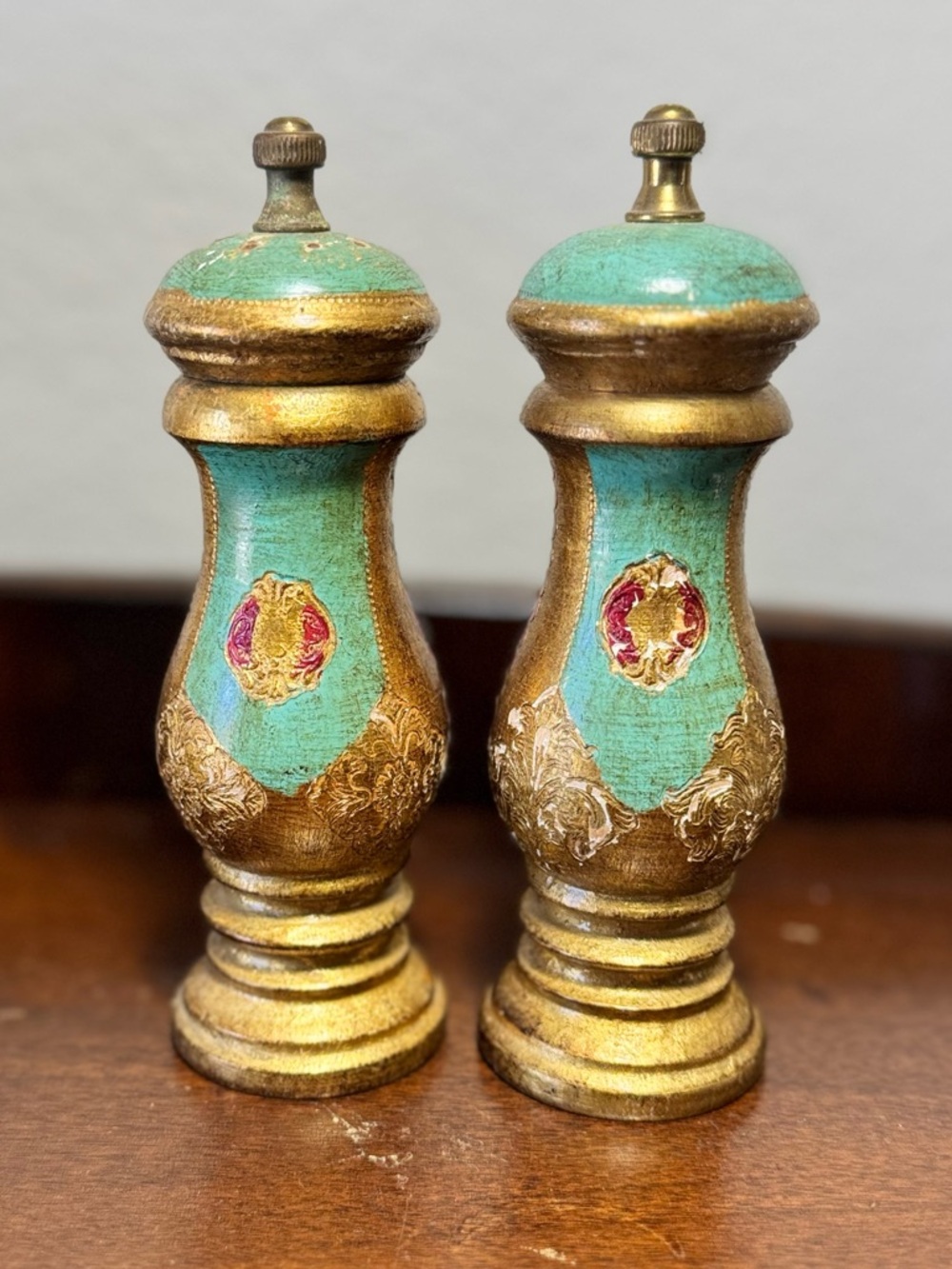 Vintage Florentine Teal Gold Gilt Pepper Mill & Salt Shaker Set- Italy - Picture 2 of 12
